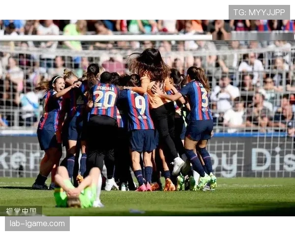 沃尔夫斯堡女足强势晋级欧冠淘汰赛，剑指更高荣誉