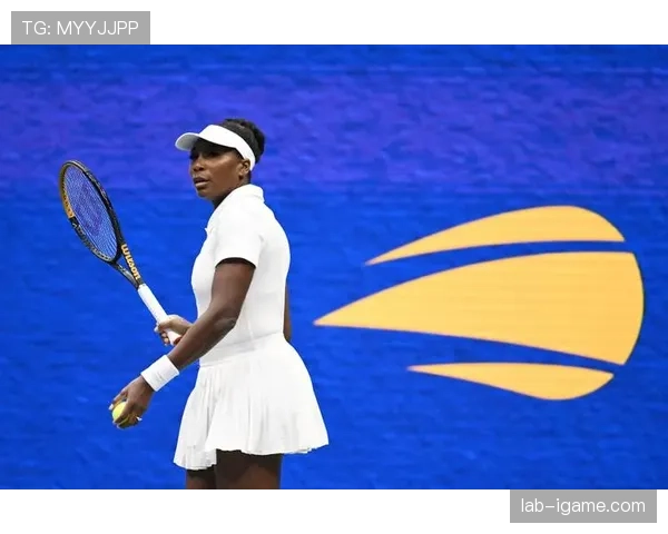 维纳斯·威廉姆斯在家练球的地板是纯手工橡木，还带温控